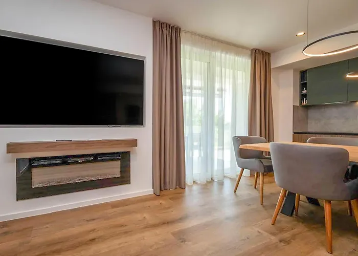 Amazing In With Sauna דירה